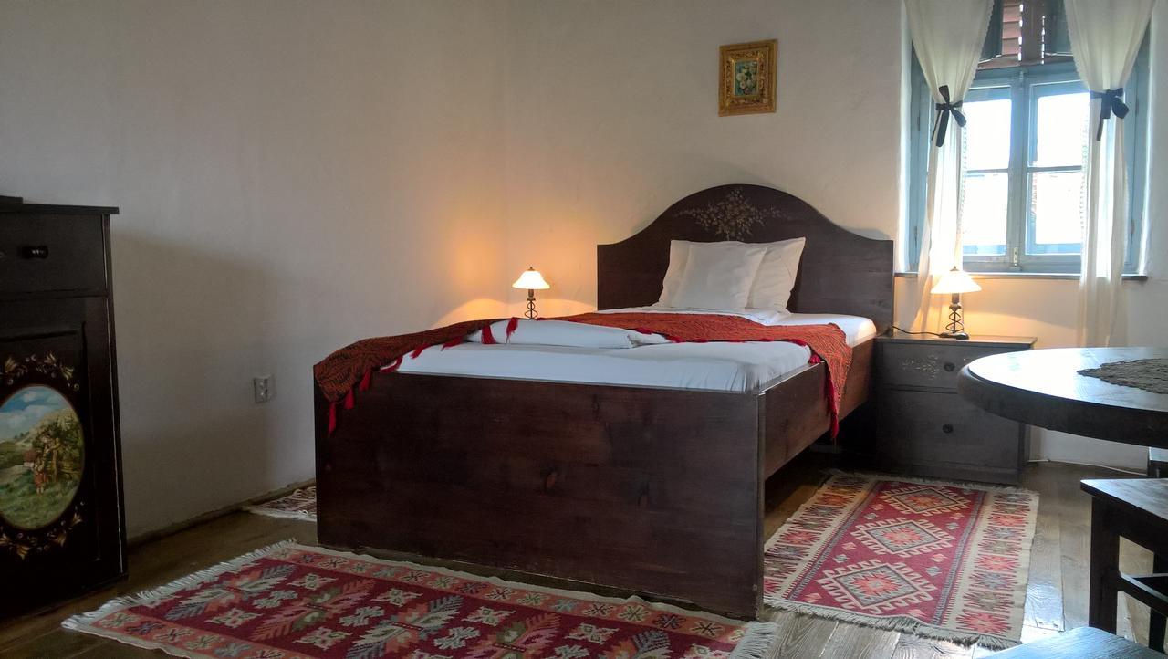 Casa Cu Zorele, Crit 189 Dış mekan fotoğraf